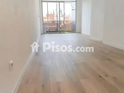 Piso en calle Paral.Lel