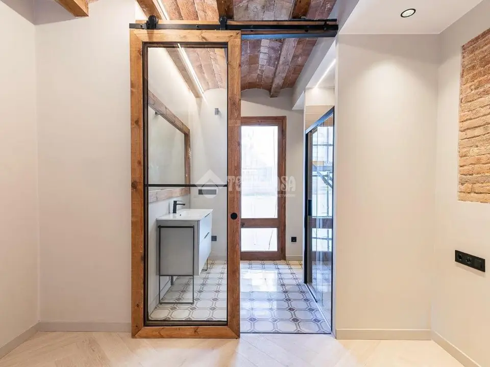 Piso en venta en Sants - Montjuïc en El Poble Sec - Parc De Montjuïc en Barcelona