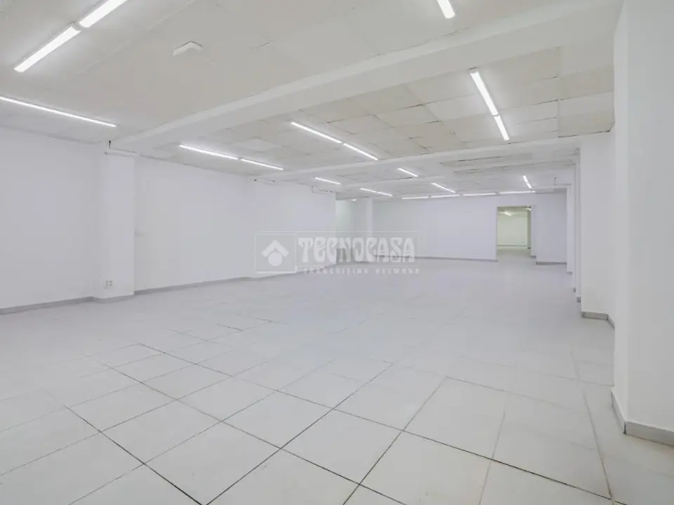 Local comercial en venta en Sant Boi De Llobregat