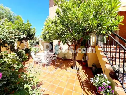 Casa adosada en Ensanche