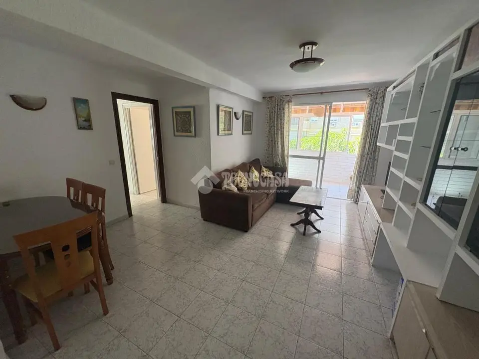 Piso en venta en Carretera De Cádiz en Girón - Las Delicias en Málaga