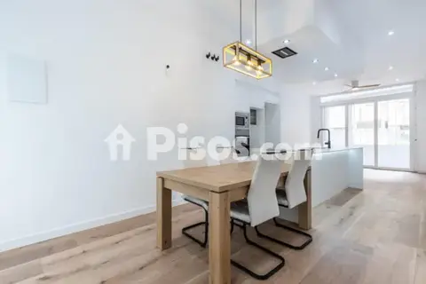 Piso en Carrer de l'Abat Escarré