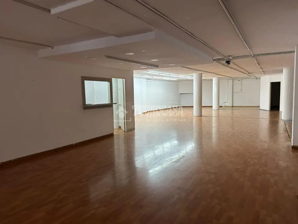 Local comercial en venta en Barberà Del Vallès