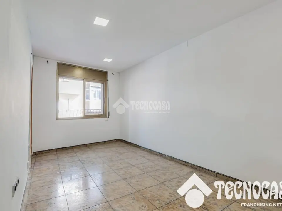Piso en venta en Nou Barris en Verdun en Barcelona