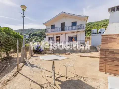 Chalet en calle Major del Montnegre