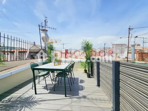 Ático en Carrer de la Lluna