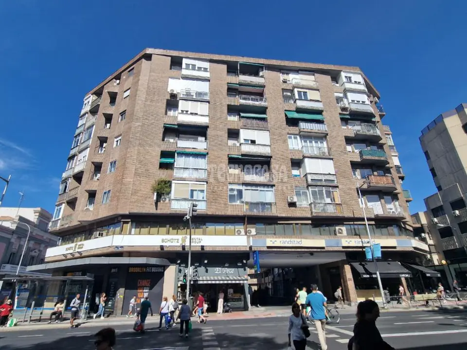 Piso en venta en Tetuán en Valdeacederas en Madrid