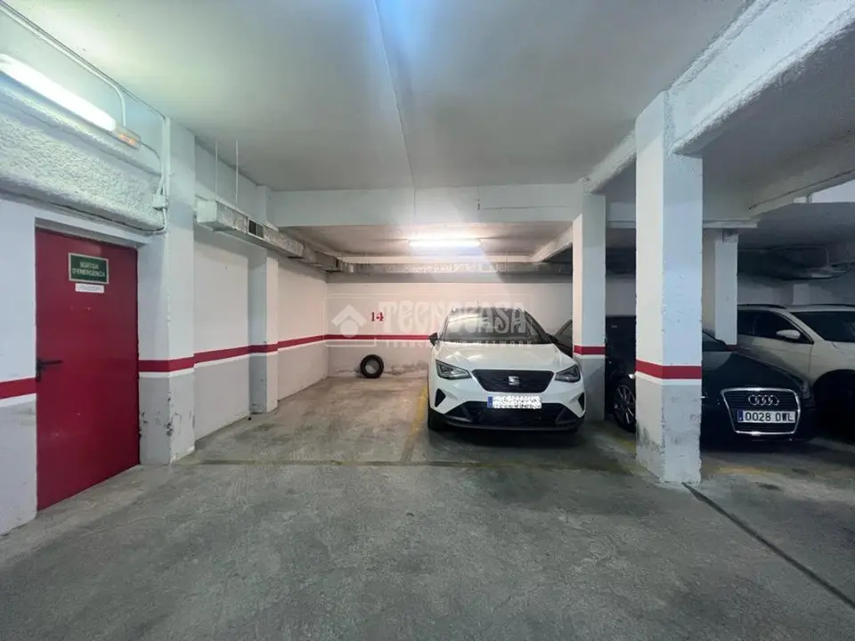 Box/plaza de garaje en venta en Horta Guinardó en El Guinardó en Barcelona