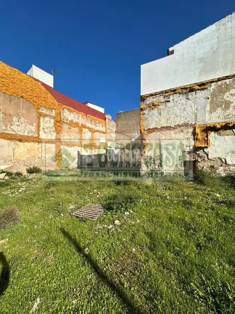 Terrenos en venta en C. María Cabrera en Ronda