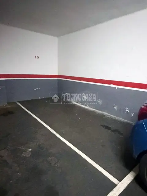 Box/plaza de garaje en venta en Horta Guinardó en El Carmel en Barcelona