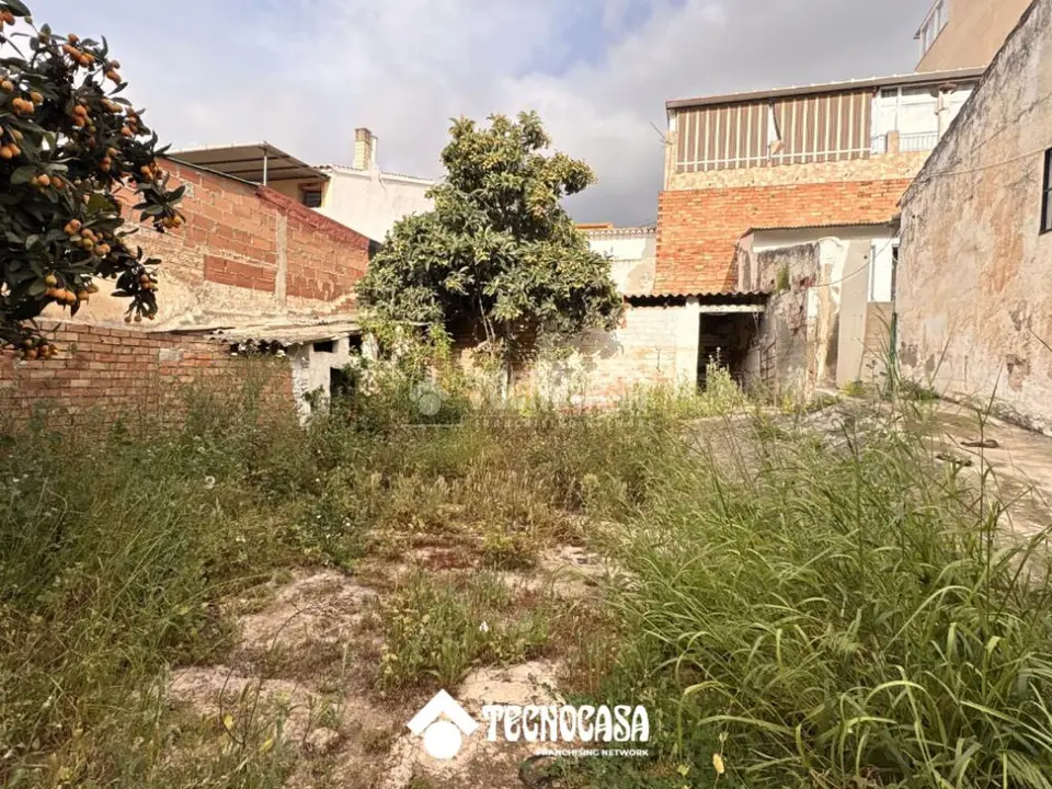 Terrenos en venta en Álora