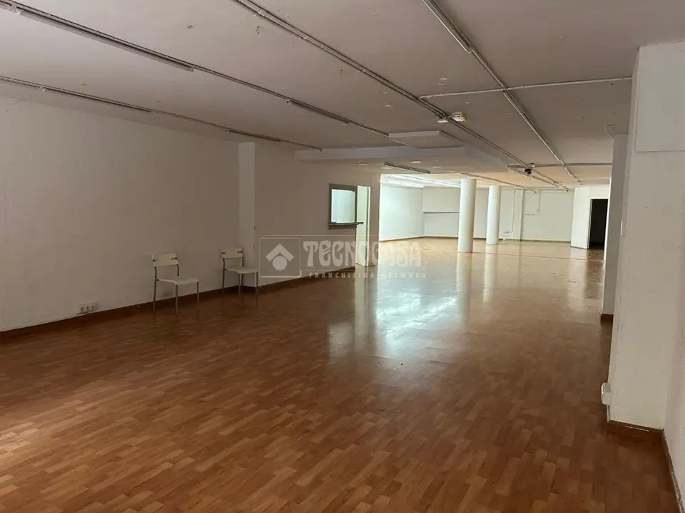 Local comercial en venta en Barberà Del Vallès