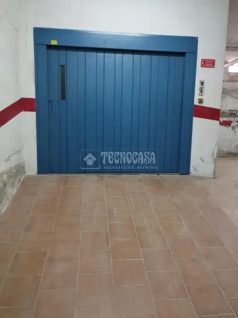 Box/plaza de garaje en venta en Centro en El Molinillo - Capuchinos en Málaga