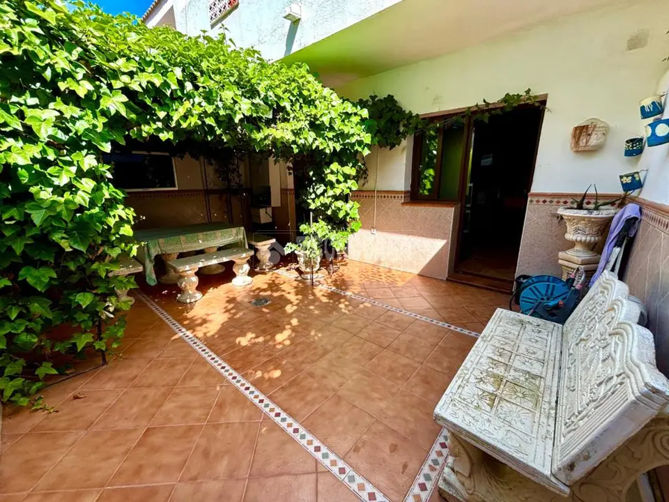 Casa en venta en C. Hierbamora en Benalmádena
