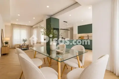 Apartamento en calle del Corazón de María