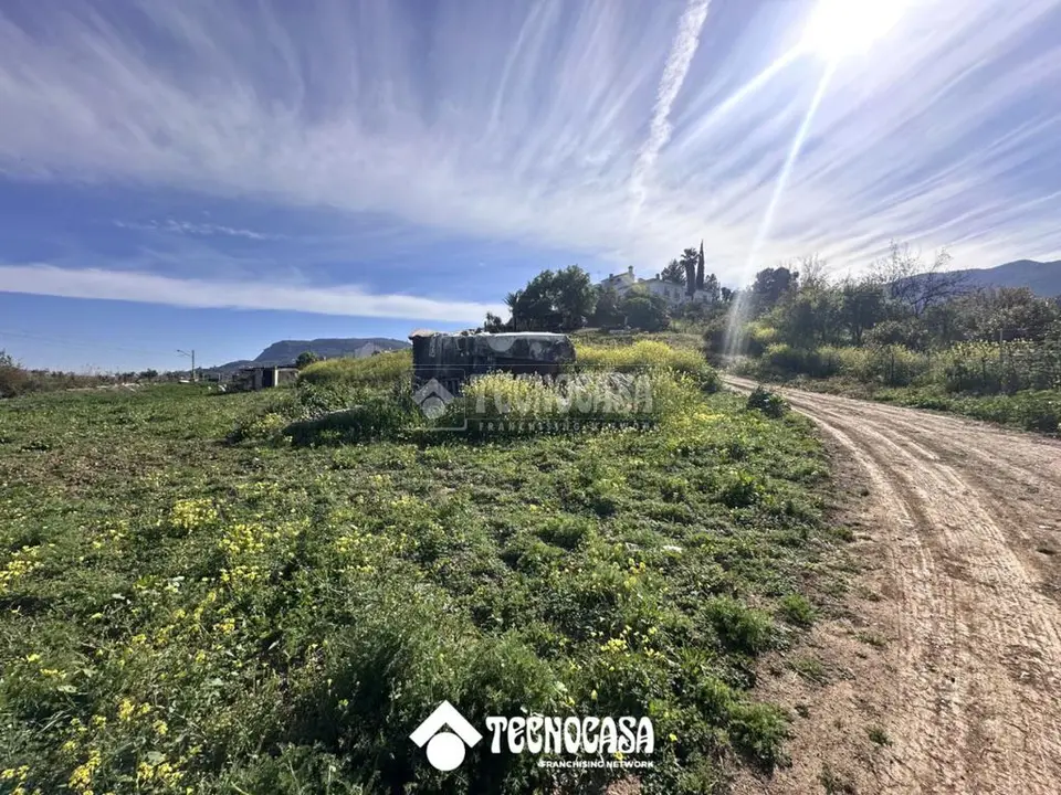 Terrenos en venta en Álora