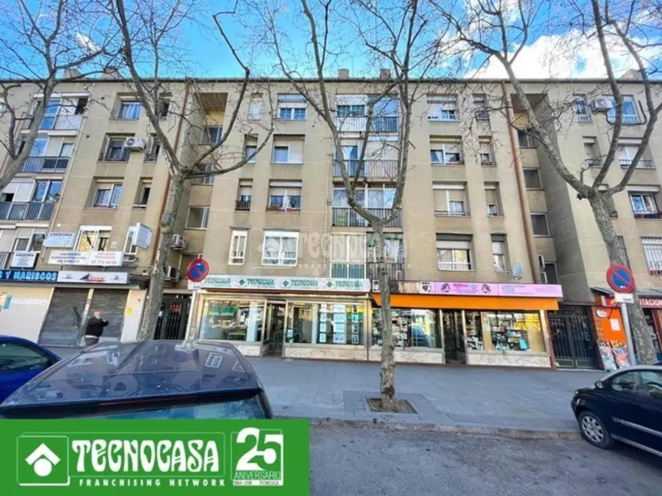 Piso en venta en San Blas en Simancas en Madrid