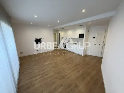 Piso en Carrer d'Arquimedes