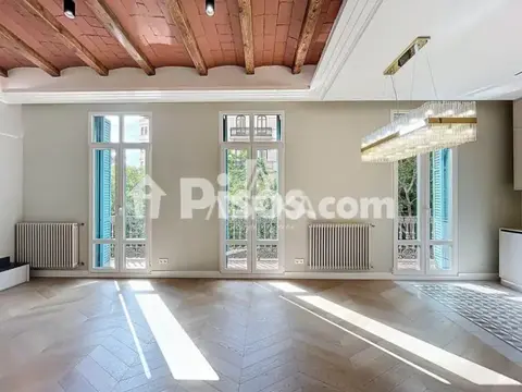 Piso en Carrer de València