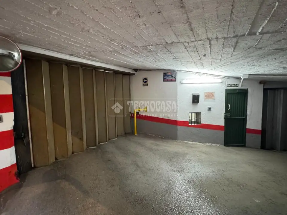 Box/plaza de garaje en venta en Trinidad - Miraflores - Carlinda en Málaga